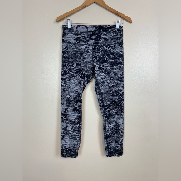 Lululemon Wunder Under High-Rise 7/8 Tight *Full-On Luxtreme 25" - Picture 9 of 15